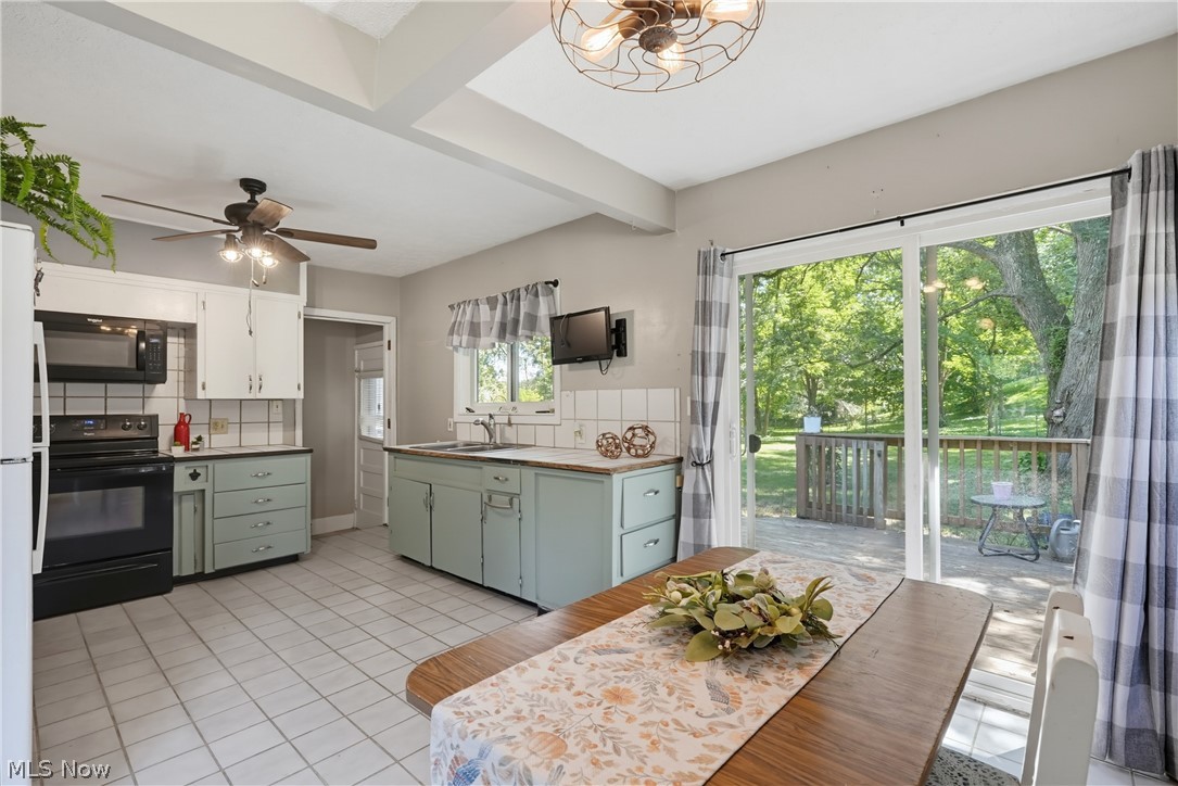 7091 Akron Avenue NW New Franklin OH 44614