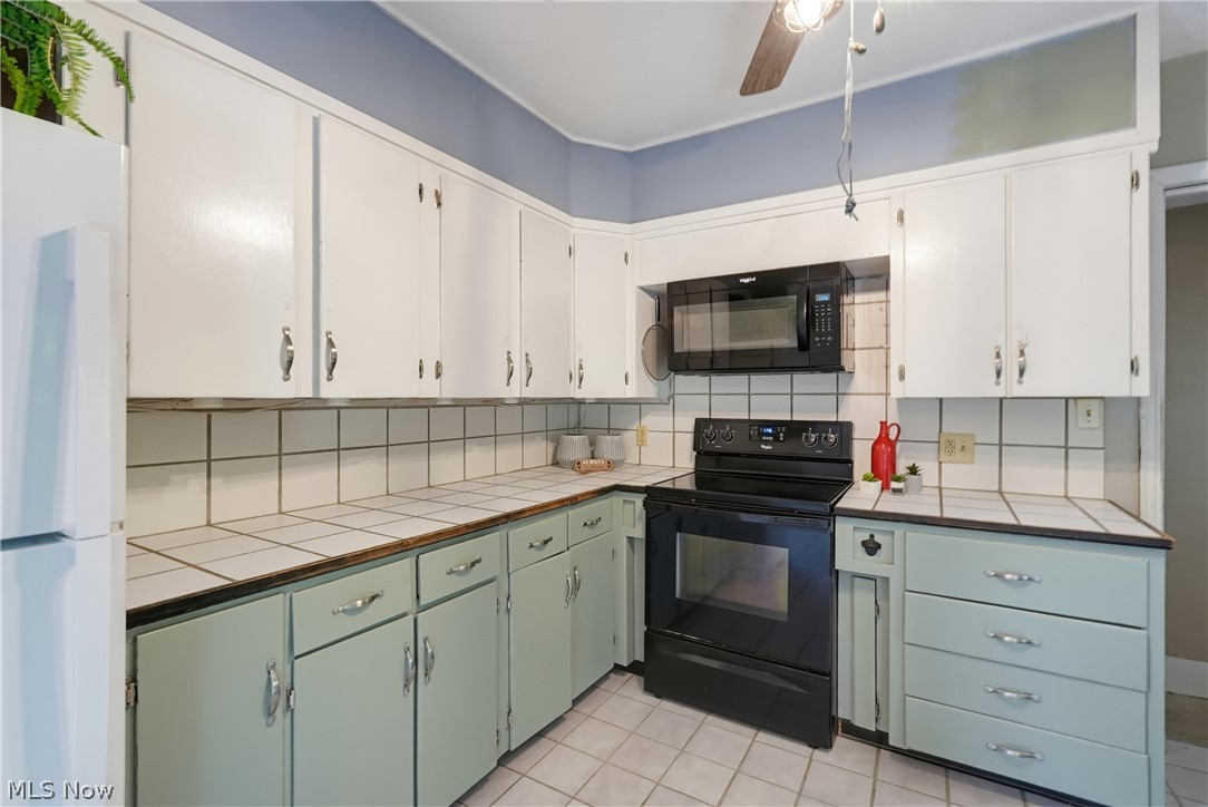 7091 Akron Avenue NW New Franklin OH 44614