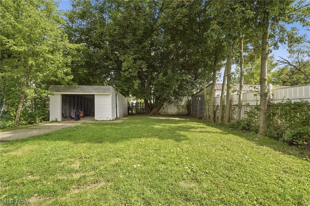 3131 W 92nd Street Cleveland OH 44102