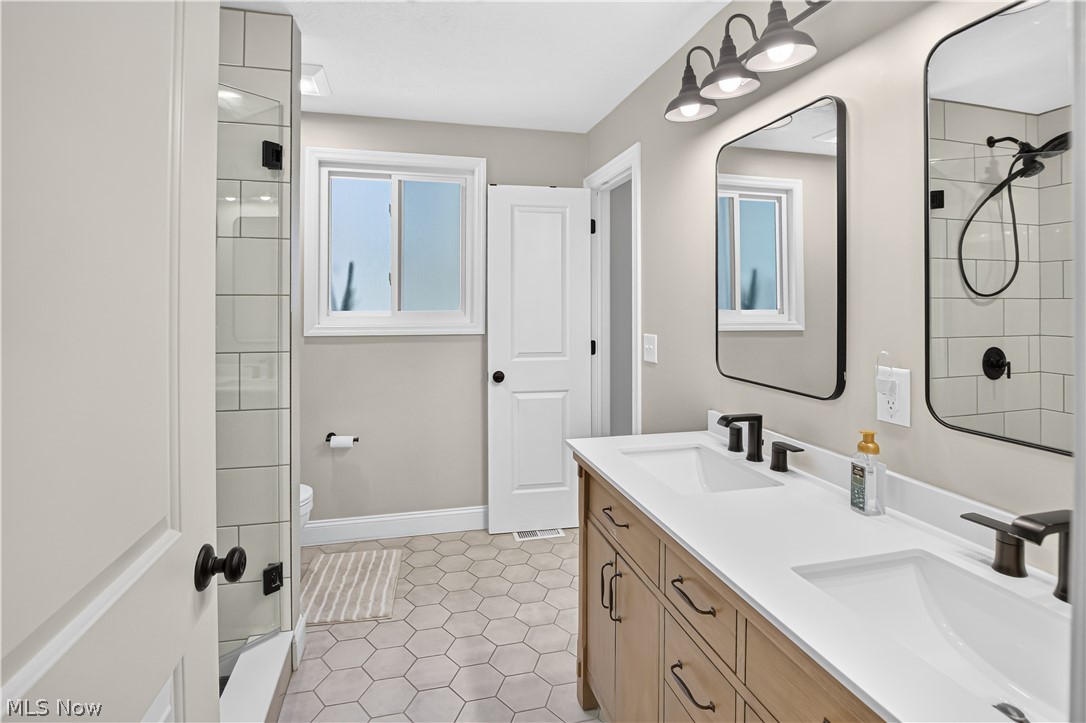 207 Spring Creek Road Northfield Center OH 44067