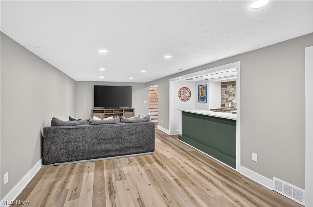207 Spring Creek Road Northfield Center OH 44067