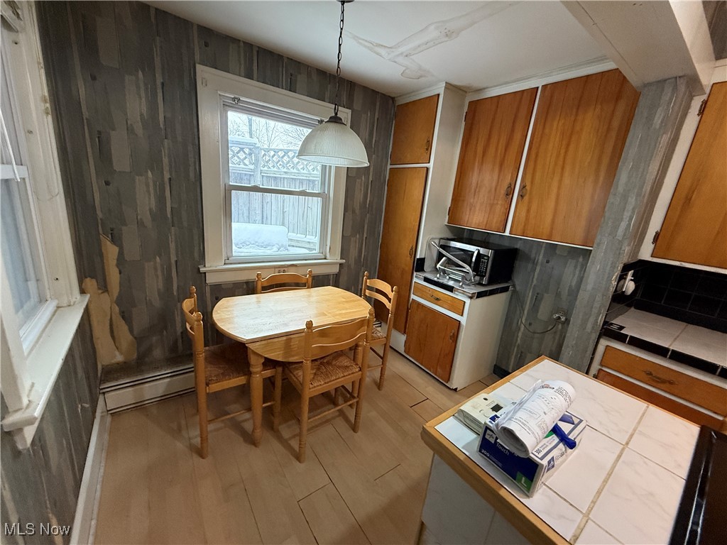 467 Aqueduct Street Akron OH 44303