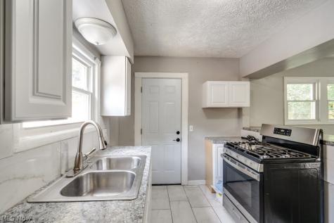 233 Sobul Avenue Akron OH 44305