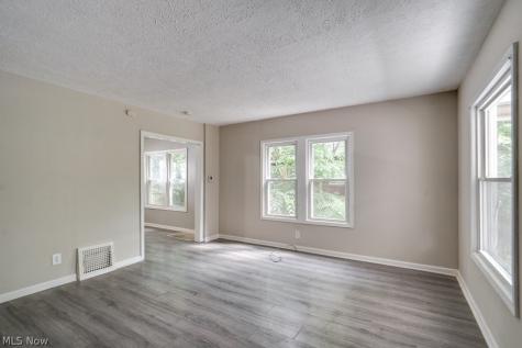 233 Sobul Avenue Akron OH 44305