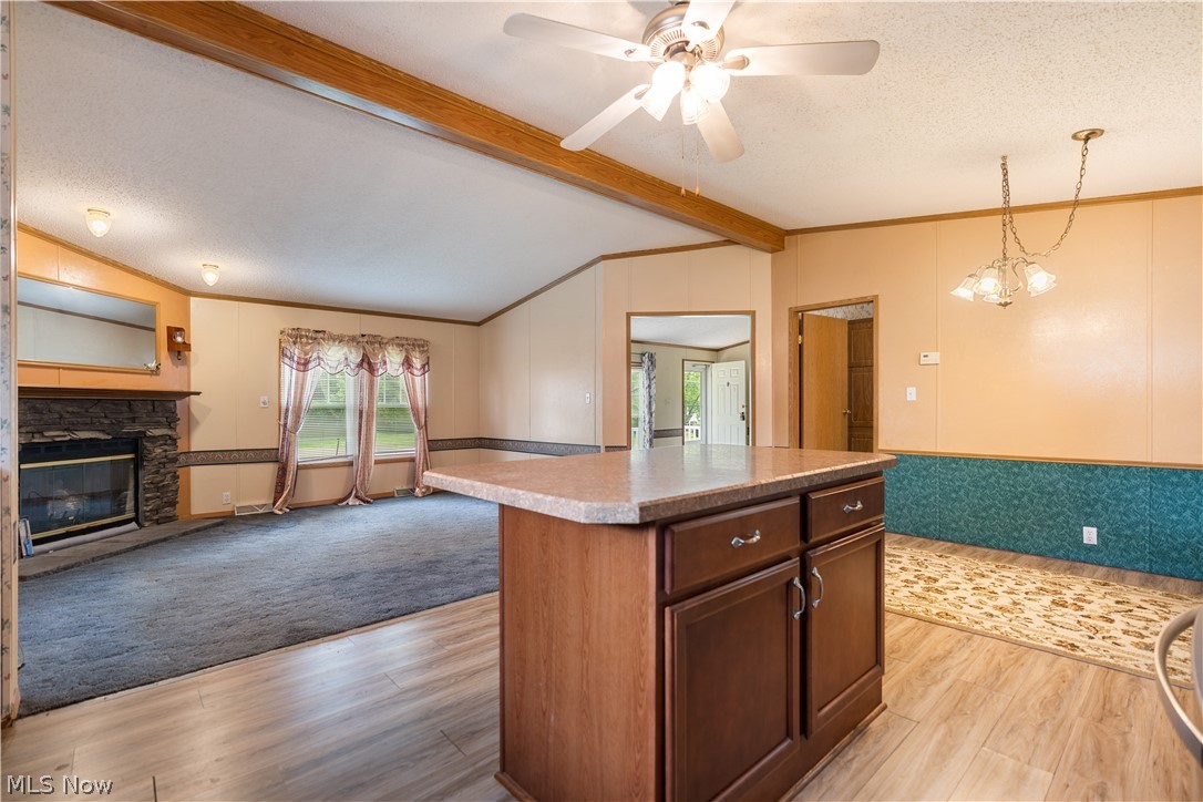 4025 Burke Avenue NE Louisville OH 44641
