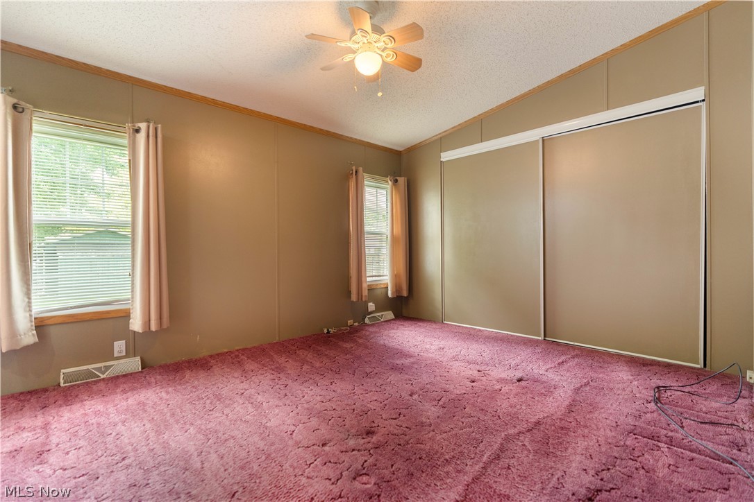 4025 Burke Avenue NE Louisville OH 44641