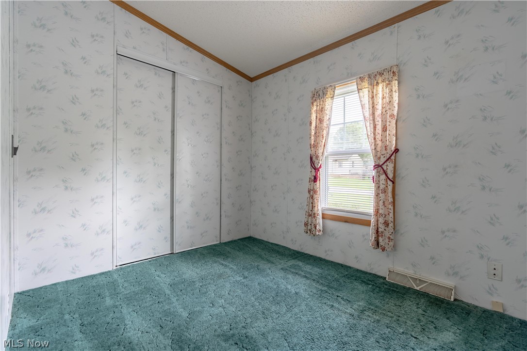 4025 Burke Avenue NE Louisville OH 44641