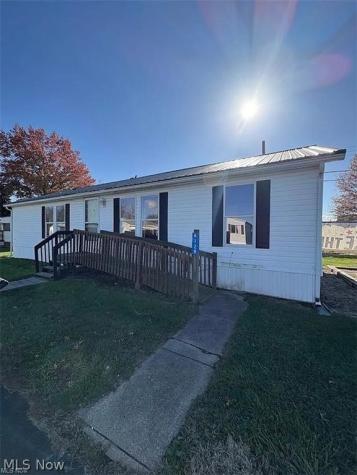 4128 27th Terrace NE Canton OH 44705