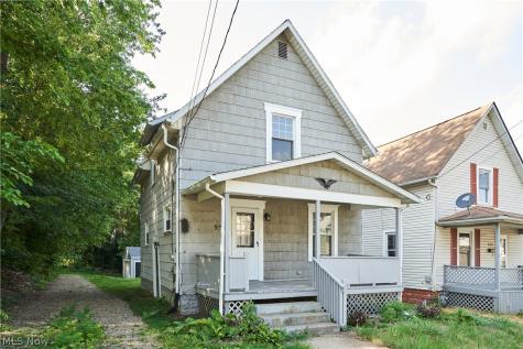 936 Green Avenue SW Massillon OH 44647