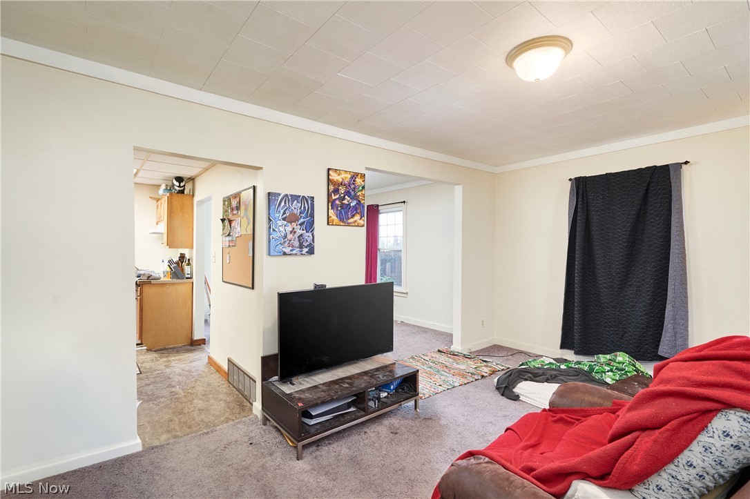 936 Green Avenue SW Massillon OH 44647