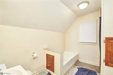936 Green Avenue SW Massillon OH 44647