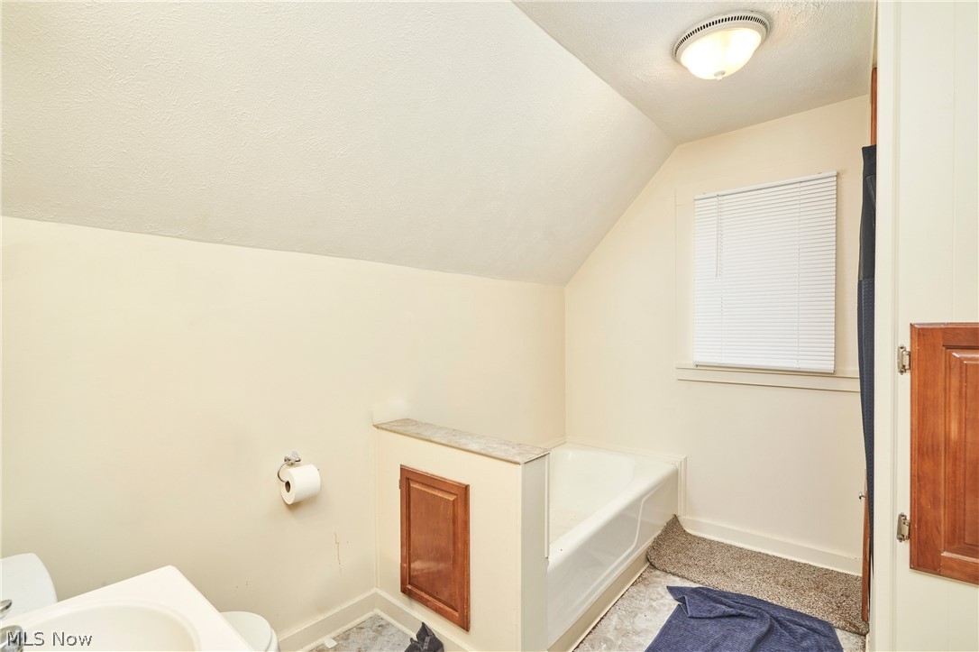 936 Green Avenue SW Massillon OH 44647