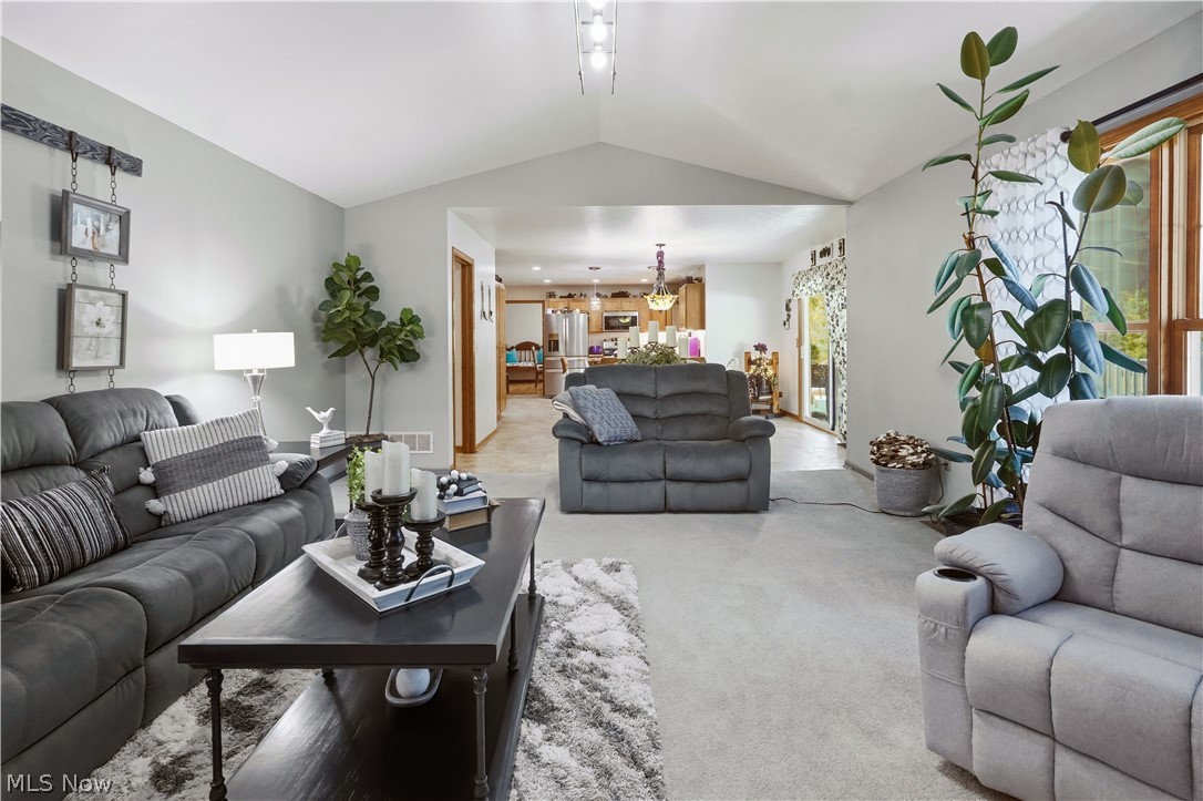 1034 Abby Lane Willard OH 44890