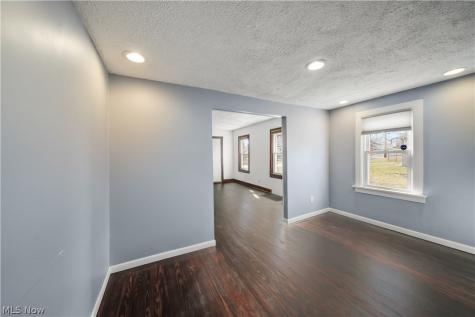 2323 Mingo Trail Akron OH 44312