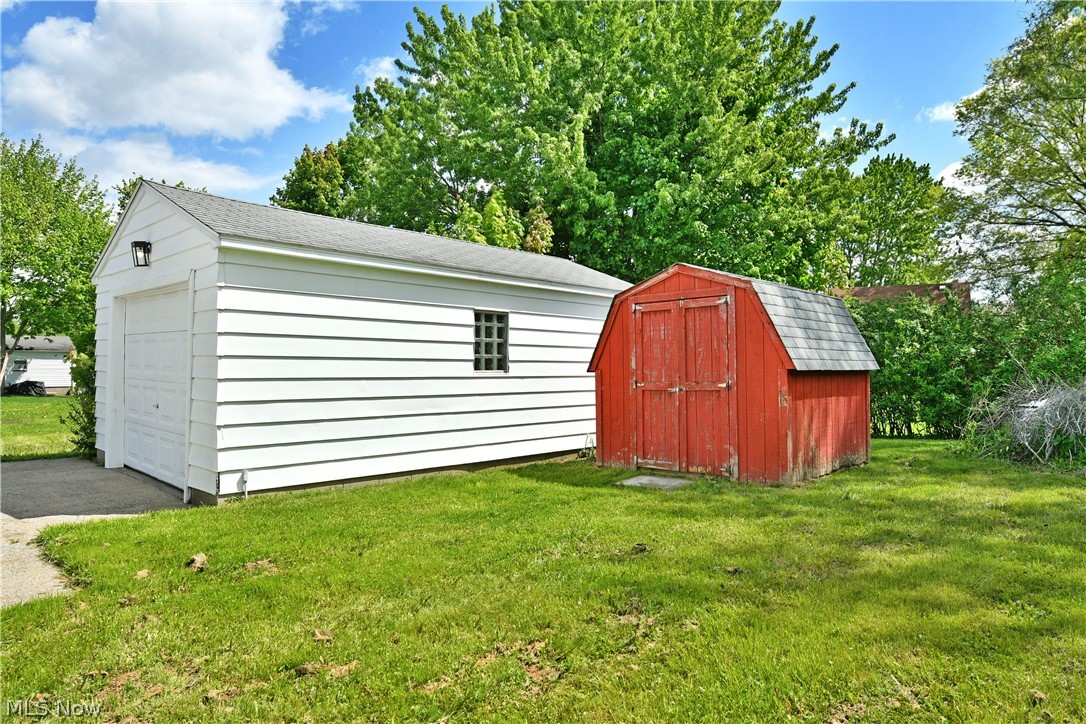 73 N Edgehill Avenue Youngstown OH 44515