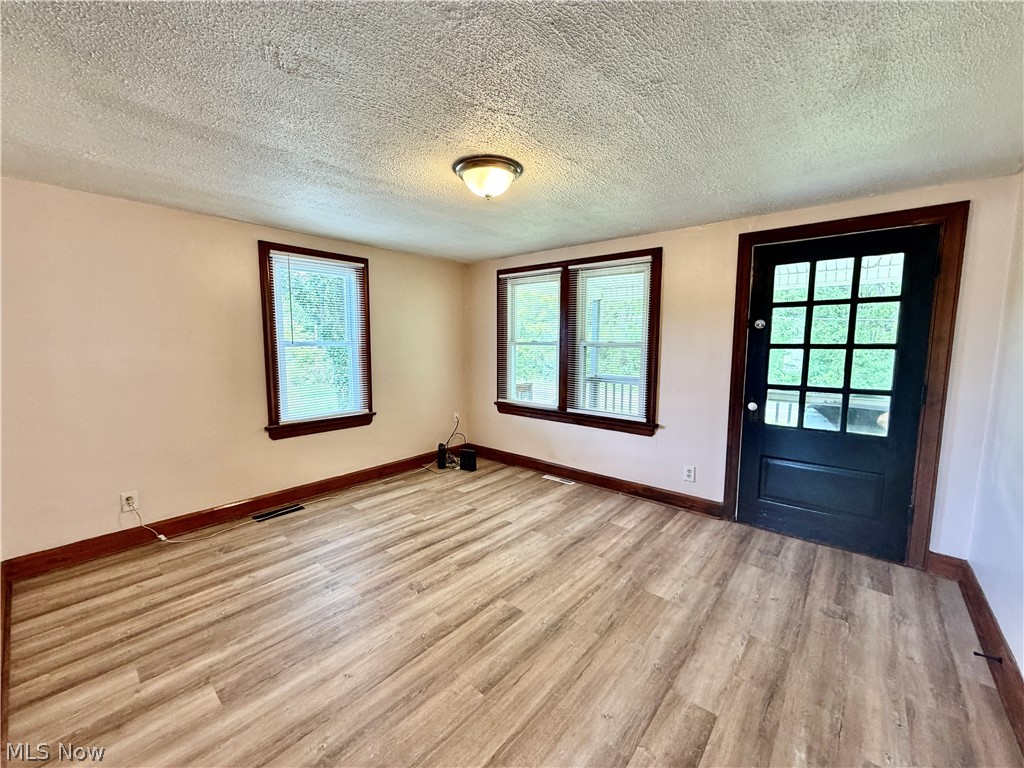 1773 Mahoning Road Deerfield OH 44411