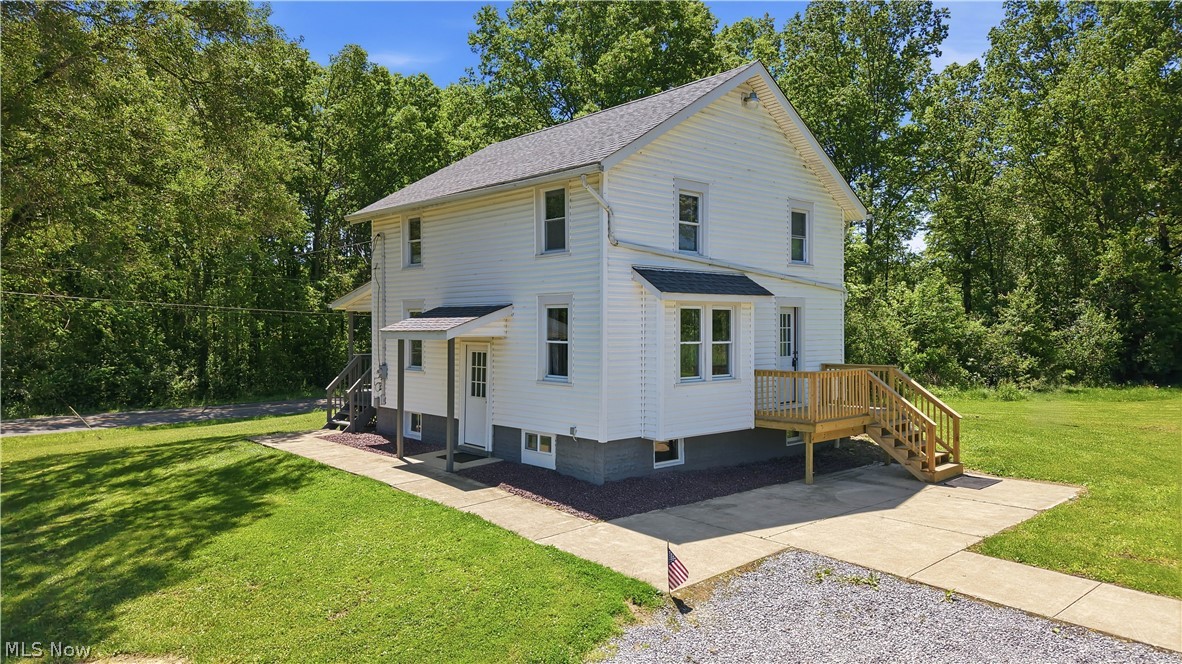 1773 Mahoning Road Deerfield OH 44411