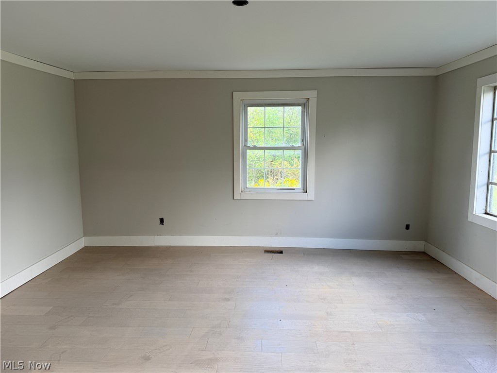9799 Bainbridge Road Chagrin Falls OH 44023