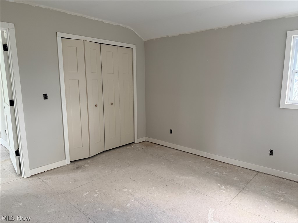 9799 Bainbridge Road Chagrin Falls OH 44023