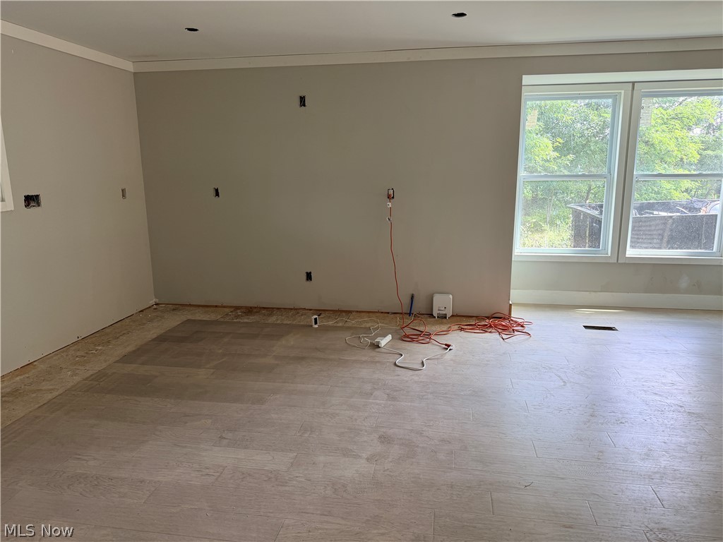 9799 Bainbridge Road Chagrin Falls OH 44023