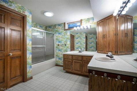 2870 Hudson Aurora Road Hudson OH 44236