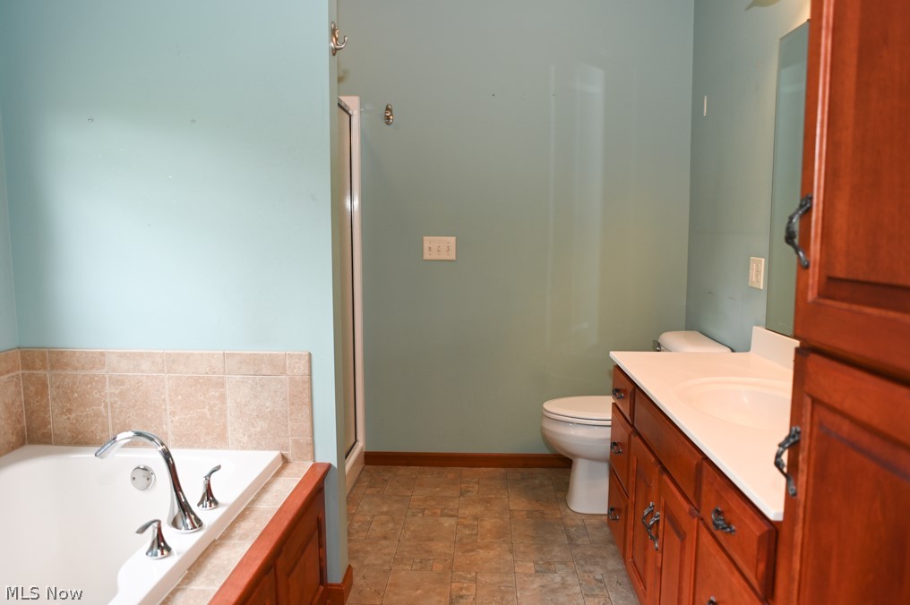 1415 Stratford Way Wooster OH 44691
