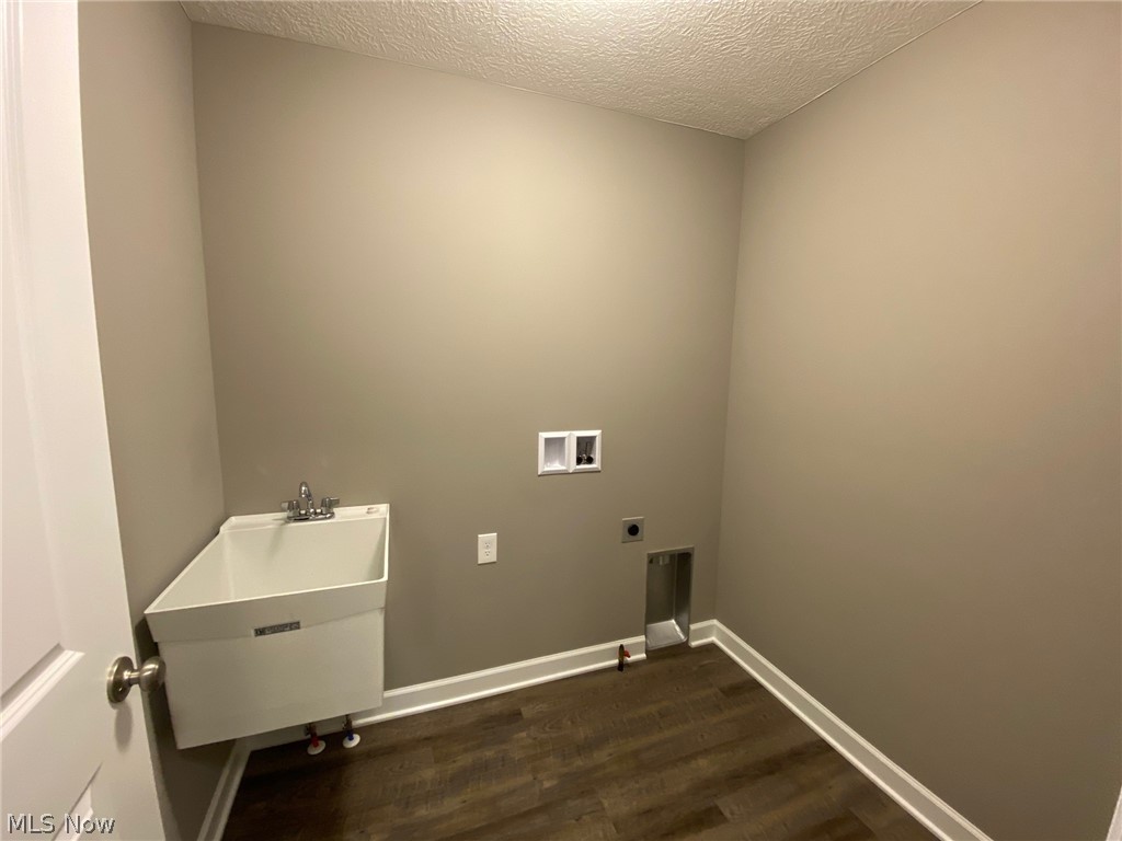 3476 Wicker Street NE Canton OH 44721