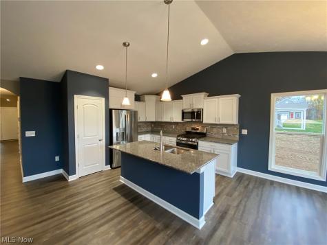 3476 Wicker Street NE Canton OH 44721