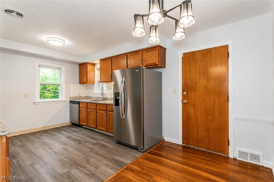 3694 Grosvenor Road Cleveland Heights OH 44118