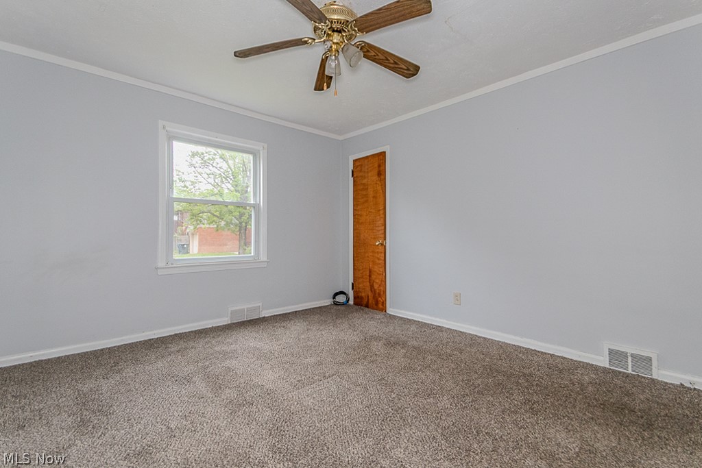 3694 Grosvenor Road Cleveland Heights OH 44118