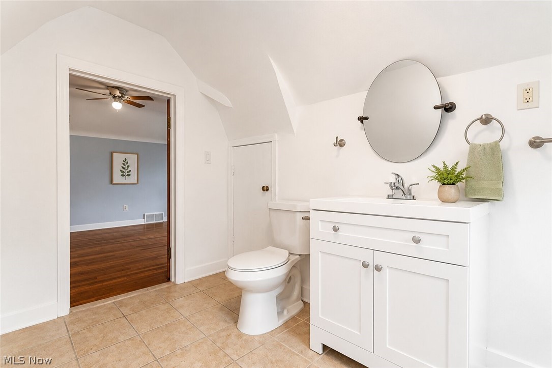 3694 Grosvenor Road Cleveland Heights OH 44118