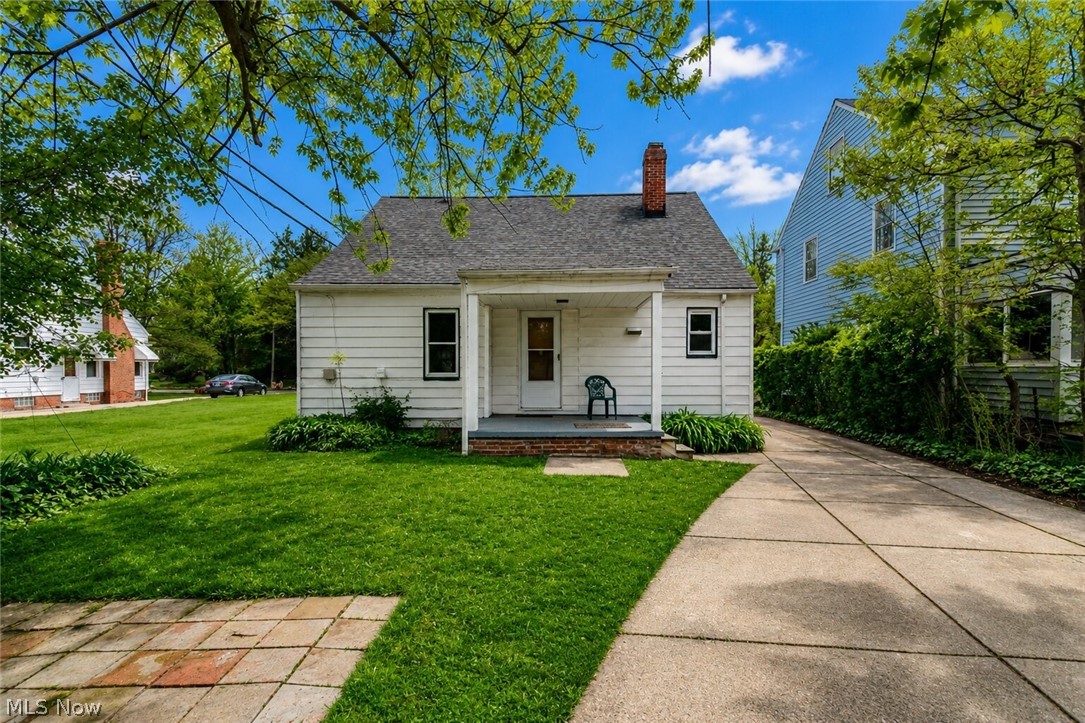 3694 Grosvenor Road Cleveland Heights OH 44118