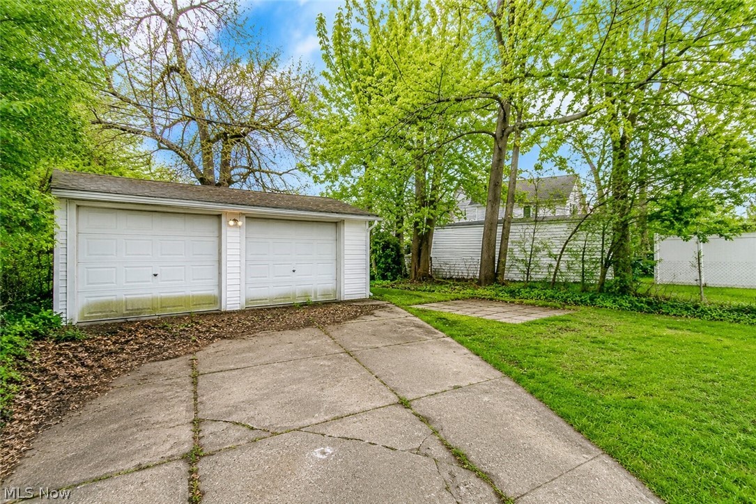 3694 Grosvenor Road Cleveland Heights OH 44118