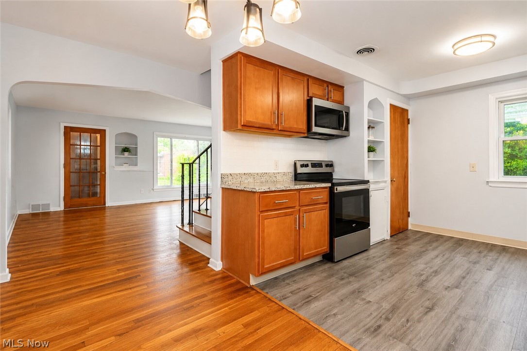 3694 Grosvenor Road Cleveland Heights OH 44118