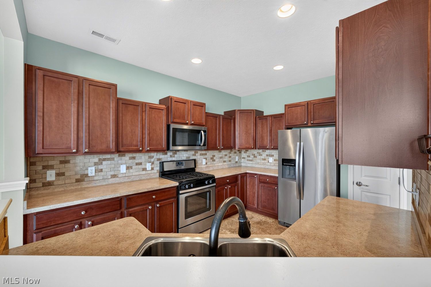 9161 Vernon Hill North Ridgeville OH 44039