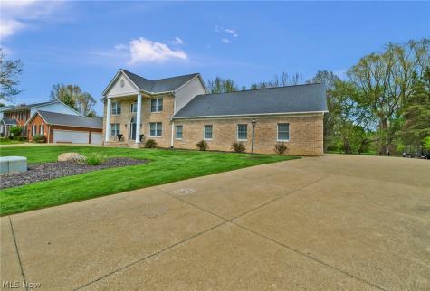 6172 Margate Avenue NW Canton OH 44718