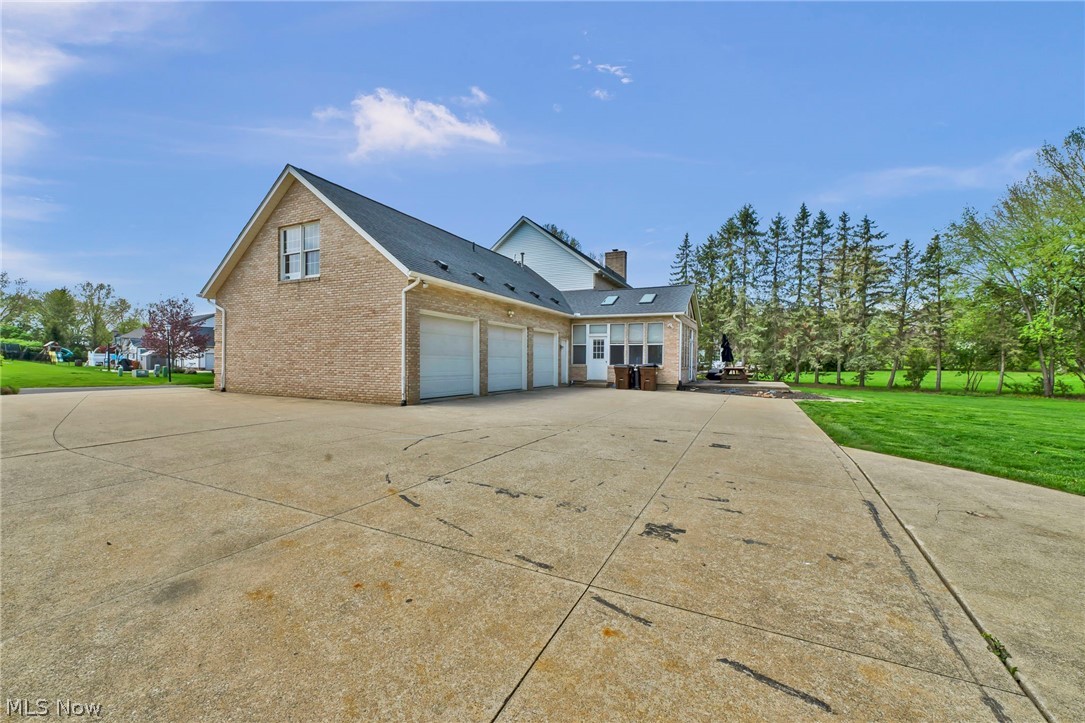 6172 Margate Avenue NW Canton OH 44718