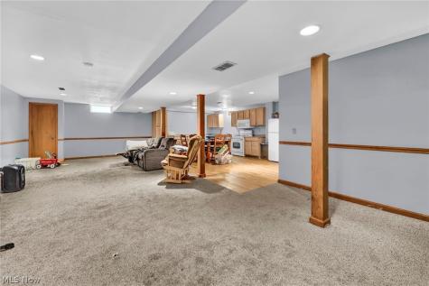 6172 Margate Avenue NW Canton OH 44718