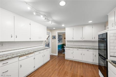 23706 Wimbledon Road Shaker Heights OH 44122