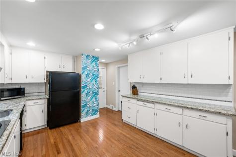 23706 Wimbledon Road Shaker Heights OH 44122