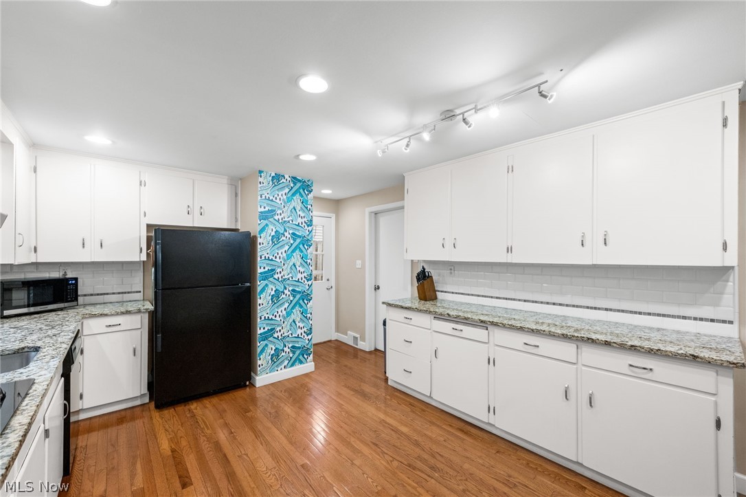 23706 Wimbledon Road Shaker Heights OH 44122
