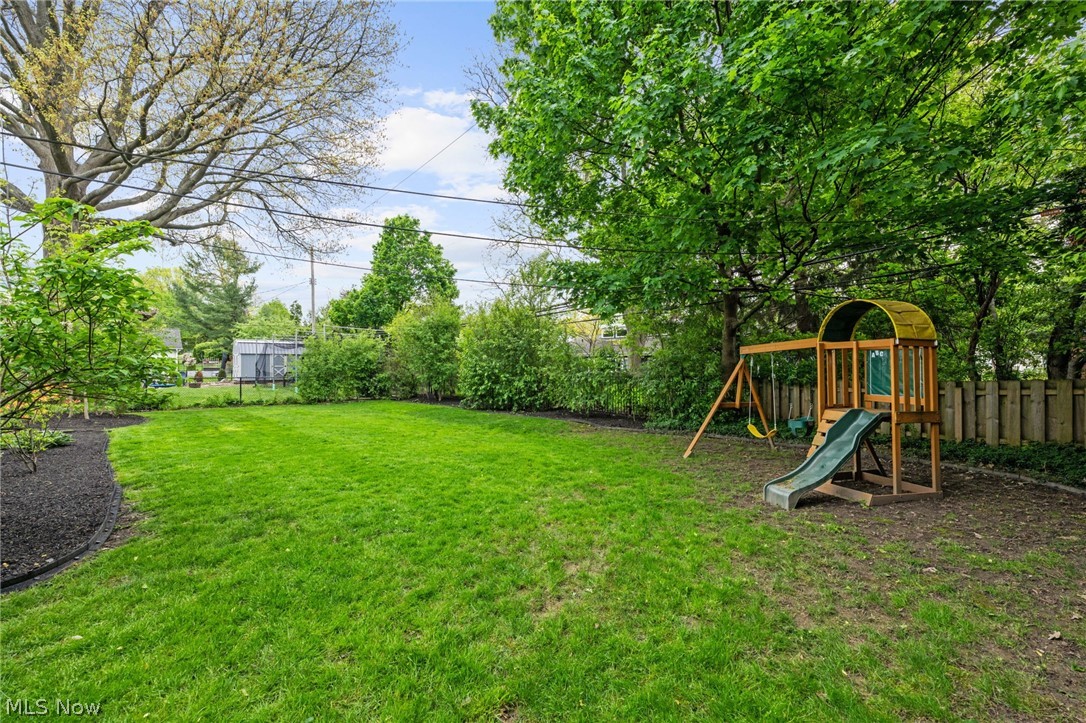 23706 Wimbledon Road Shaker Heights OH 44122