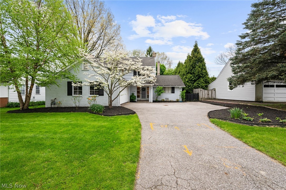 23706 Wimbledon Road Shaker Heights OH 44122