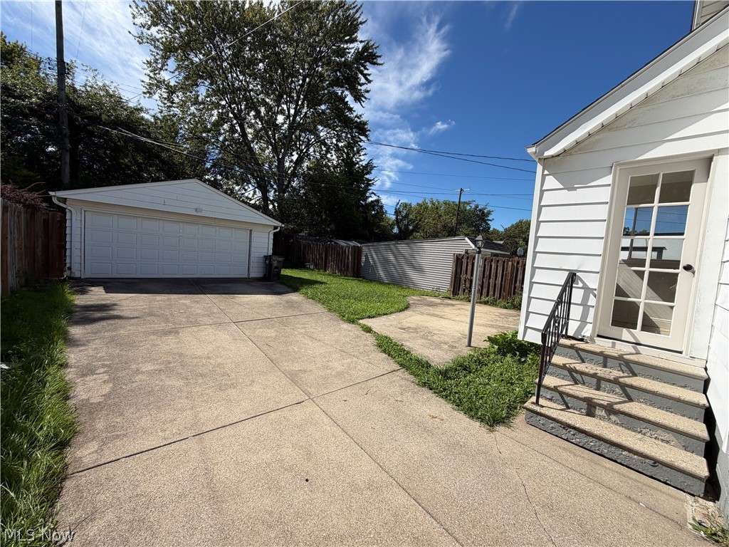 4007 Woodway Avenue Parma OH 44134