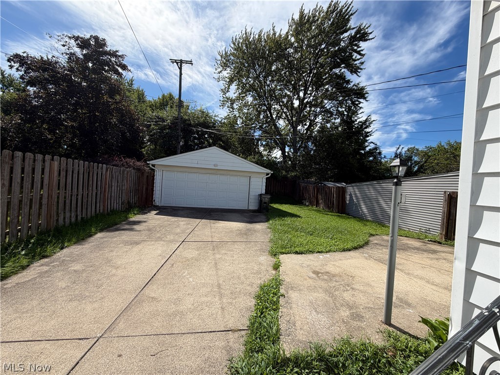 4007 Woodway Avenue Parma OH 44134