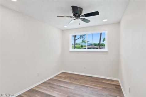 461 Augdon Drive Elyria OH 44035