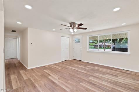 461 Augdon Drive Elyria OH 44035