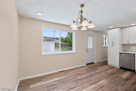 461 Augdon Drive Elyria OH 44035