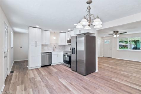 461 Augdon Drive Elyria OH 44035