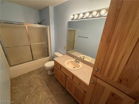 10387 Private Road 275 Millersburg OH 44654